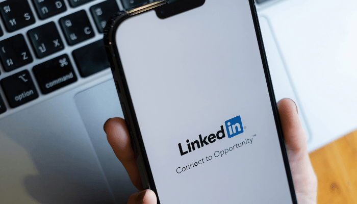 linkedin premium
